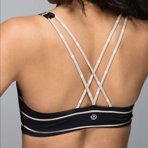 Lululemon Free to Be Sports Bra